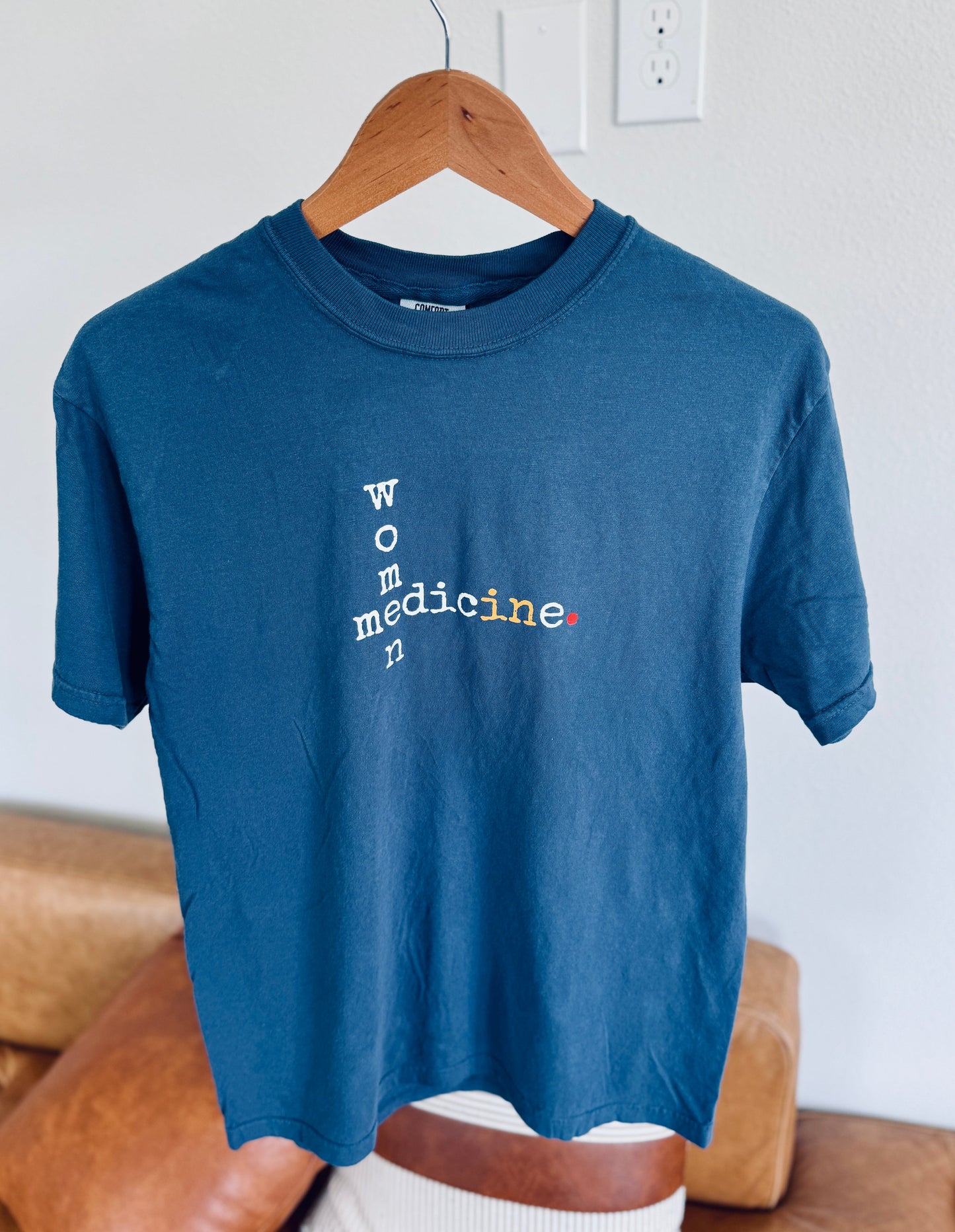 Women IN medicine (Blue)